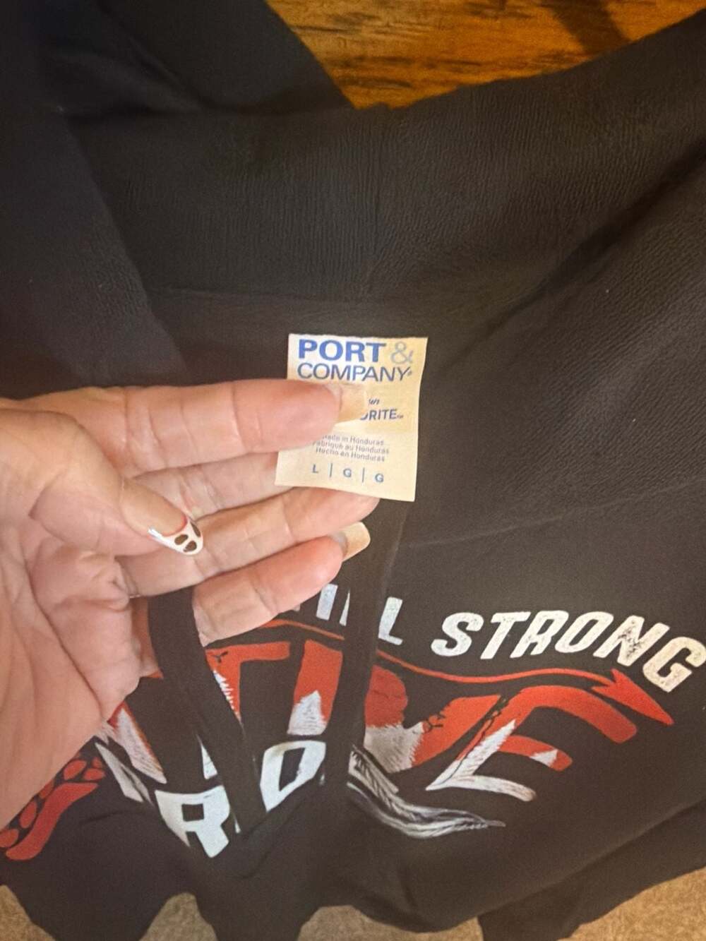 Port & Company Native Pride Still Here Still Strong Hoodie Size L - Picture 2 of 2